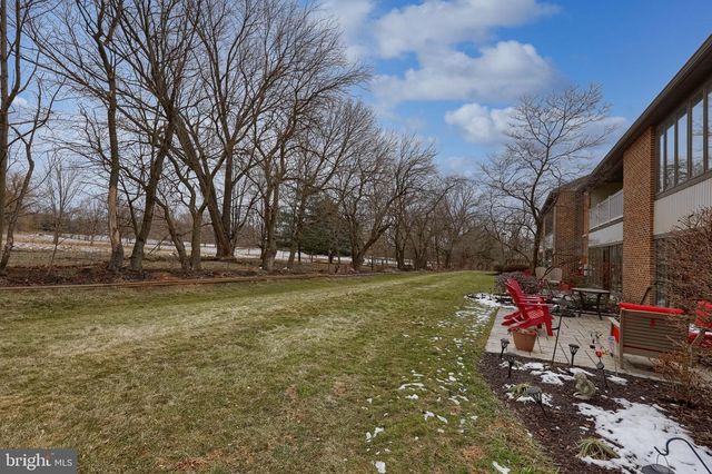 225 BLACK OAK DR, Lancaster, PA 17602