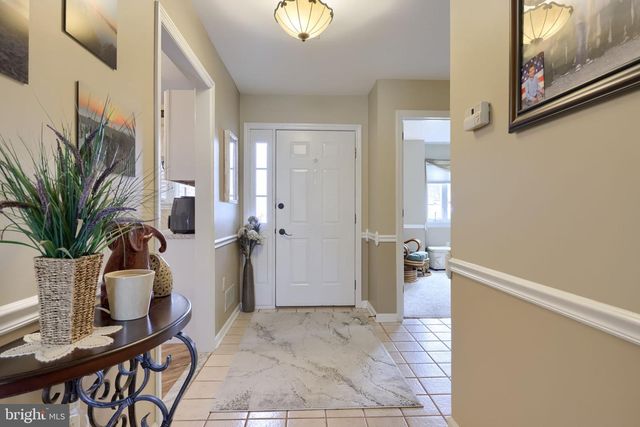 225 BLACK OAK DR, Lancaster, PA 17602