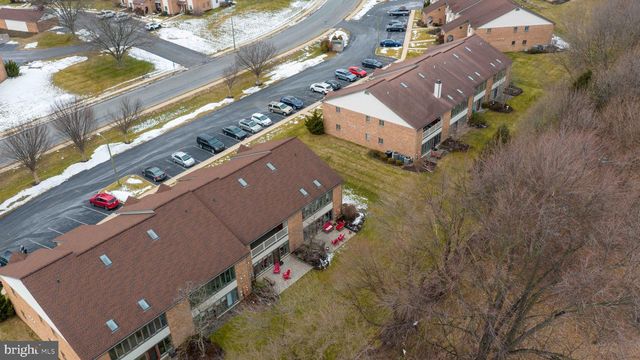 225 BLACK OAK DR, Lancaster, PA 17602