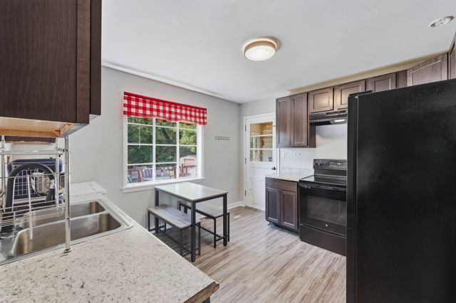 205 Rebecca Ln, Clarksville, TN 37042
