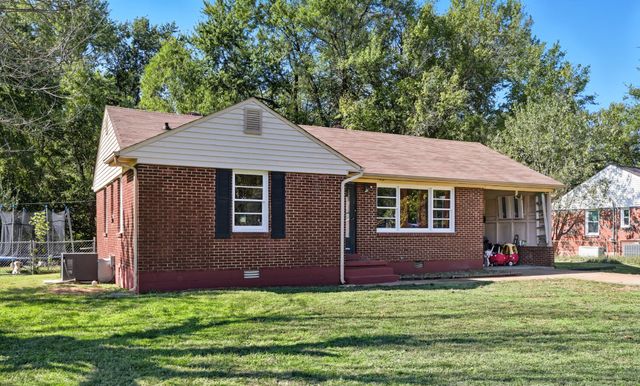 205 Rebecca Ln, Clarksville, TN 37042