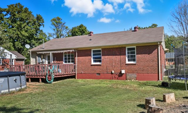 205 Rebecca Ln, Clarksville, TN 37042