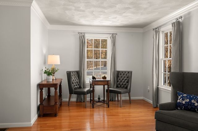 43 Ashley Place, Reading, MA 01867