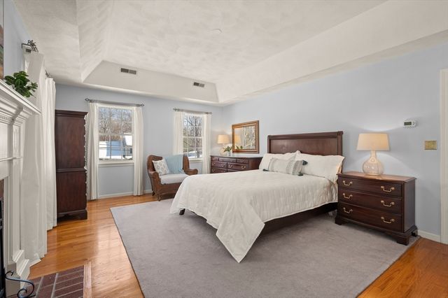 43 Ashley Place, Reading, MA 01867