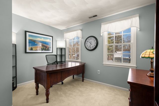 43 Ashley Place, Reading, MA 01867