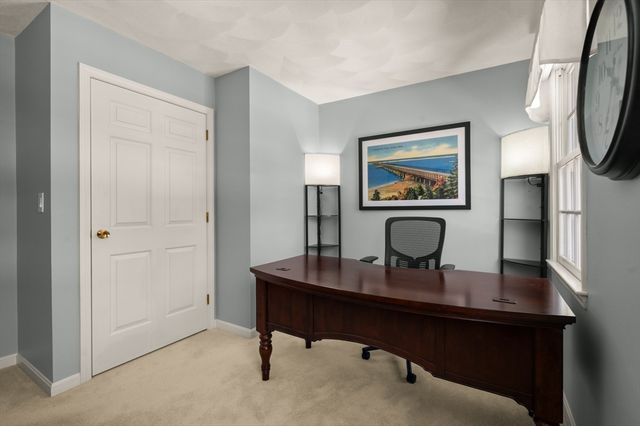 43 Ashley Place, Reading, MA 01867