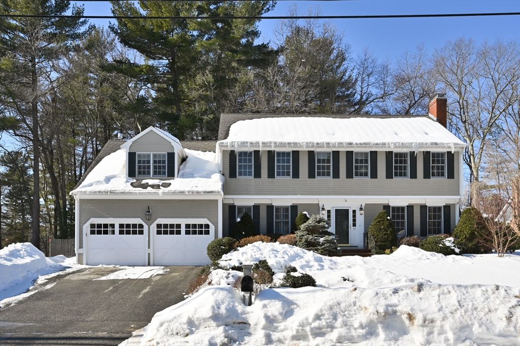 43 Ashley Place, Reading, MA 01867