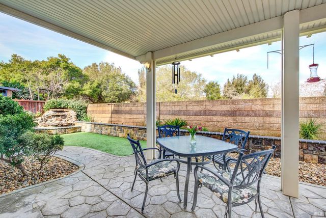 625 Greentree Cir, Fairfield, CA 94534