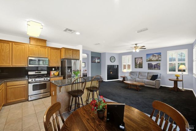 625 Greentree Cir, Fairfield, CA 94534