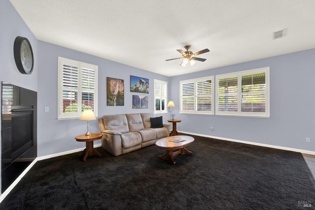 625 Greentree Cir, Fairfield, CA 94534