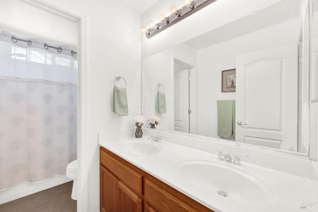 625 Greentree Cir, Fairfield, CA 94534