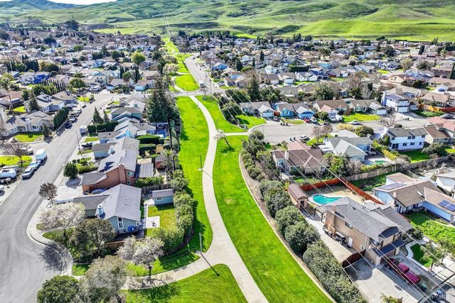 625 Greentree Cir, Fairfield, CA 94534