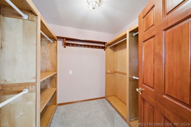 9488 E 137th Street S, Bixby, OK 74008