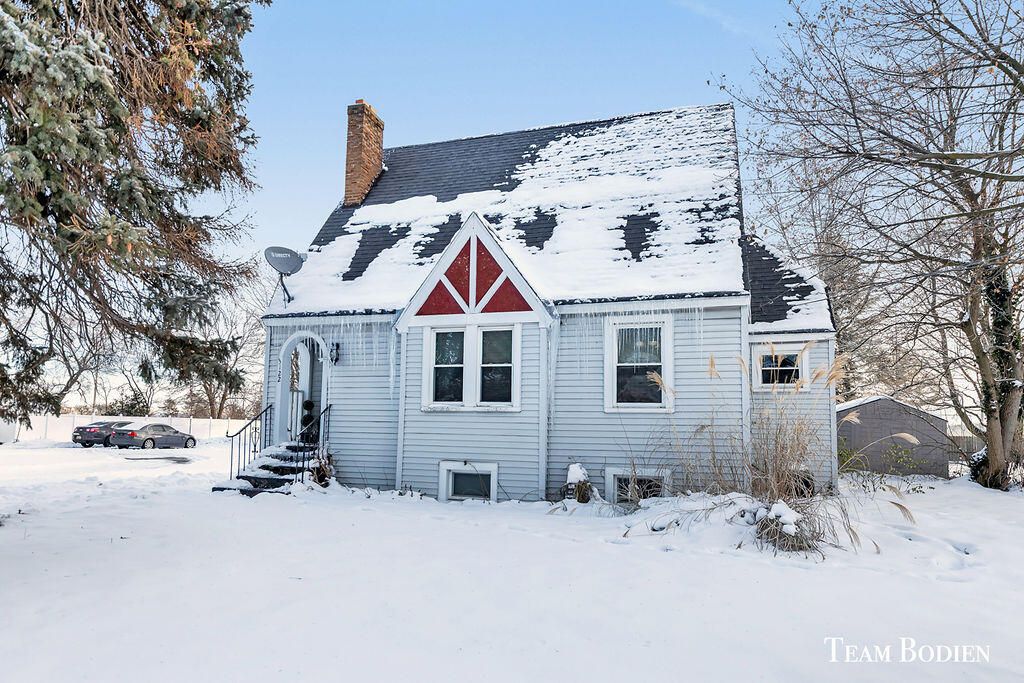3122 Fuller Avenue, Grand Rapids, MI 49505