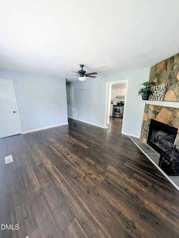 225 Ln Of Sir Kay, Garner, NC 27529
