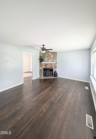 225 Ln Of Sir Kay, Garner, NC 27529