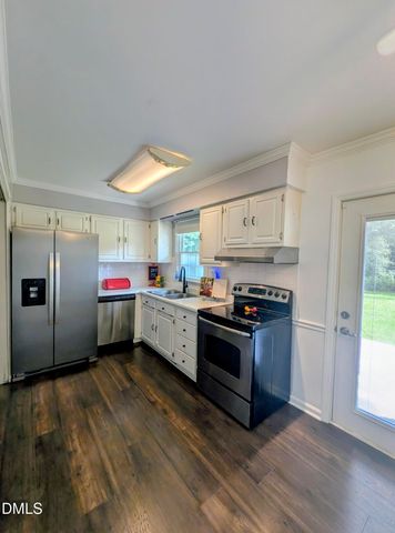 225 Ln Of Sir Kay, Garner, NC 27529