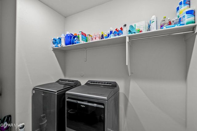 840 Via Glorieta, Santa Teresa, NM 88008