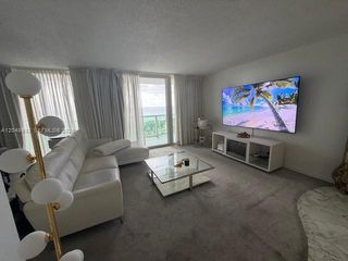 100 Bayview Drive 1208, Sunny Isles Beach, FL 33160