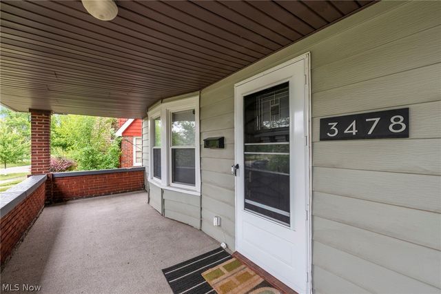 3478 Raymont Boulevard, University Heights, OH 44118