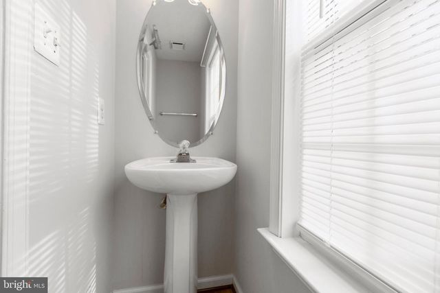 1505 MEADOW DR, Fredericksburg, VA 22405