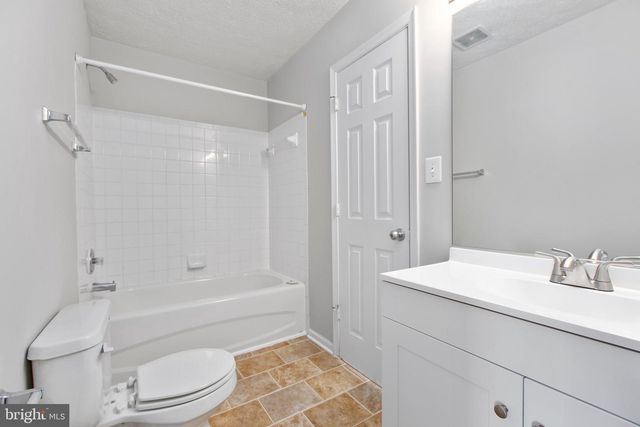 1505 MEADOW DR, Fredericksburg, VA 22405