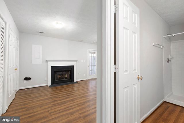 1505 MEADOW DR, Fredericksburg, VA 22405