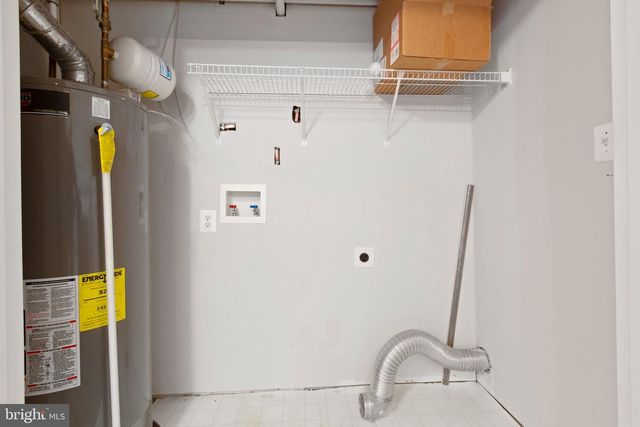 1505 MEADOW DR, Fredericksburg, VA 22405