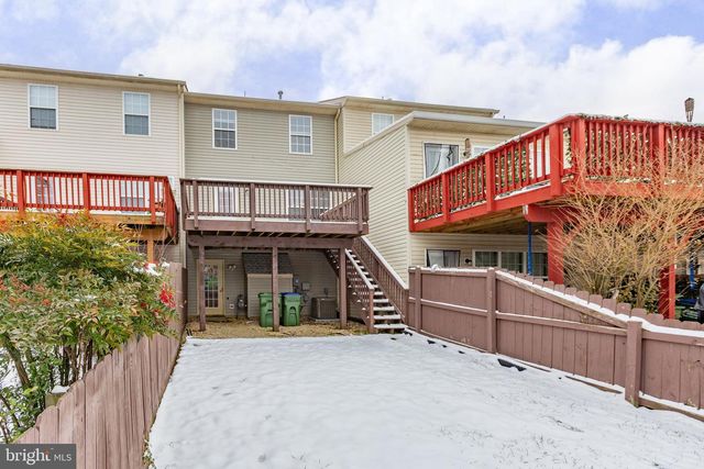 1505 MEADOW DR, Fredericksburg, VA 22405