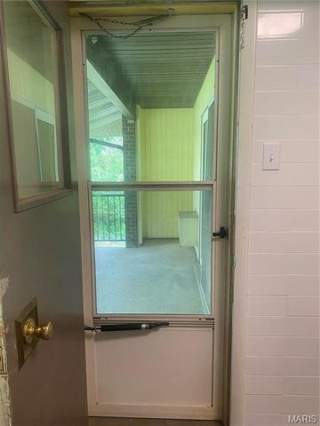 7598 Hazelcrest Drive E, Hazelwood, MO 63042