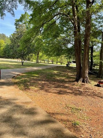 1021 Garden Avenue, Buckhead, GA 30625