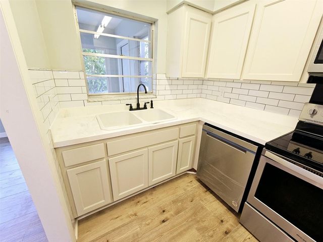 8356 CANDLEWOOD ROAD 8356, Seminole, FL 33777