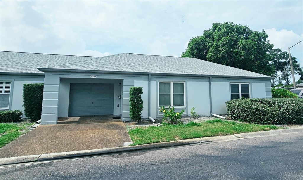 8356 CANDLEWOOD ROAD 8356, Seminole, FL 33777