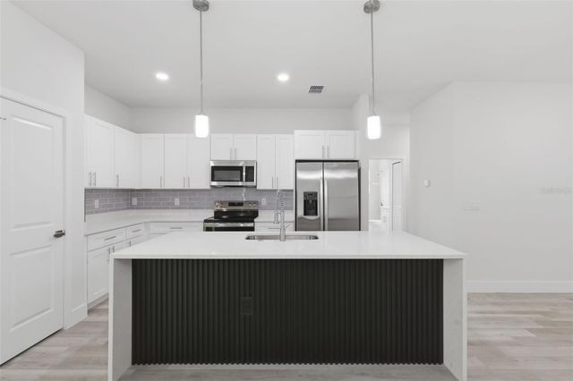 16475 SE 89TH TERRACE, Summerfield, FL 34491