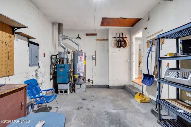 95 Larkspur Court, Toms River, NJ 08755