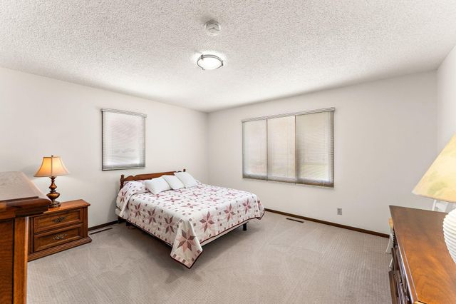 409 19th Avenue S, South Saint Paul, MN 55075