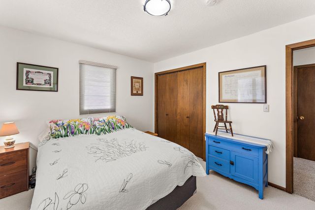 409 19th Avenue S, South Saint Paul, MN 55075