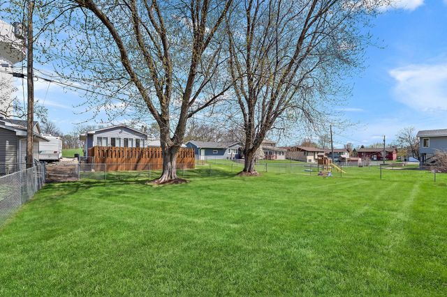 409 19th Avenue S, South Saint Paul, MN 55075