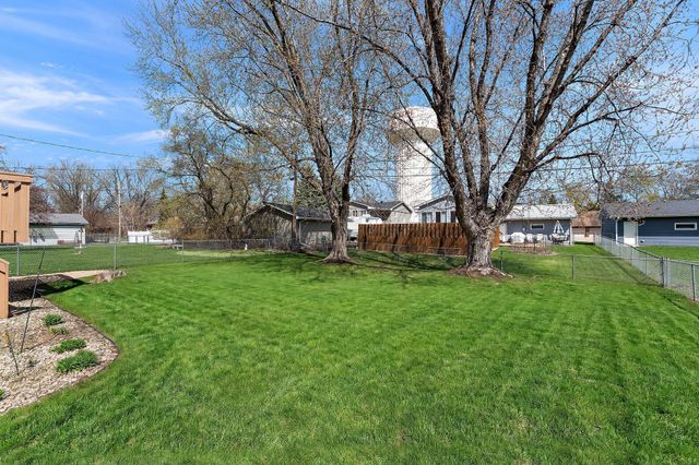 409 19th Avenue S, South Saint Paul, MN 55075