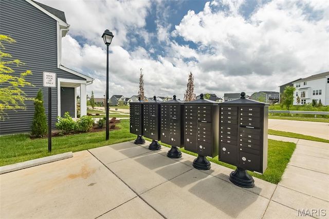 94 Mora Boulevard 440-502, O'fallon, MO 63368