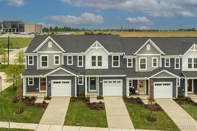 94 Mora Boulevard 440-502, O'fallon, MO 63368
