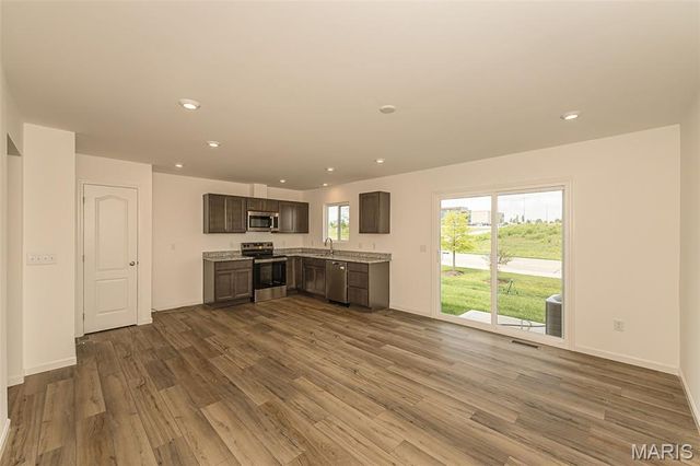 94 Mora Boulevard 440-502, O'fallon, MO 63368