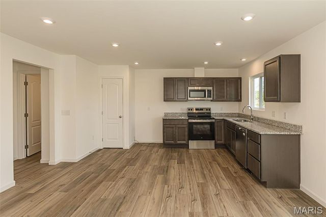 94 Mora Boulevard 440-502, O'fallon, MO 63368