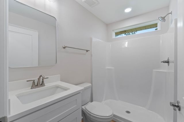 6572 Lansford Street, Navarre, FL 32566