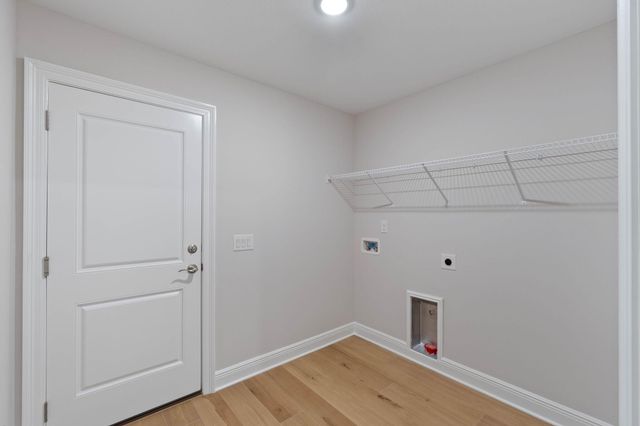 6572 Lansford Street, Navarre, FL 32566