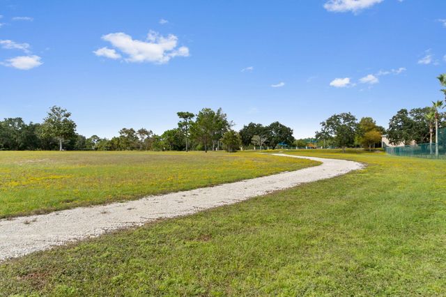 6572 Lansford Street, Navarre, FL 32566