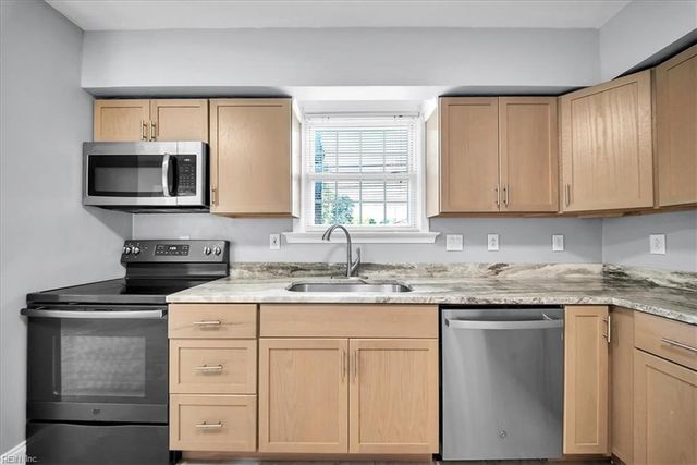 1601 Lilac AVE, Chesapeake, VA 23325