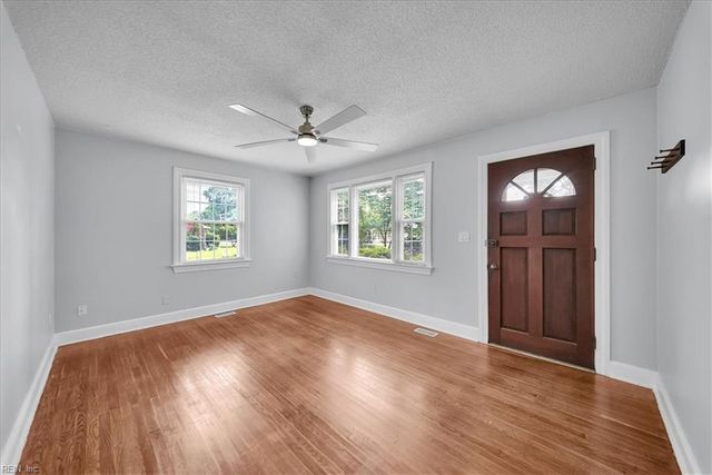 1601 Lilac AVE, Chesapeake, VA 23325