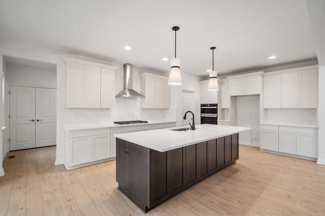 55735 Bay Oaks Court 5, Shelby Twp, MI 48315