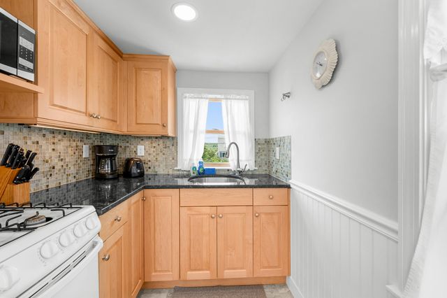 203 N Shore Boulevard UNIT D, East Sandwich, MA 02537